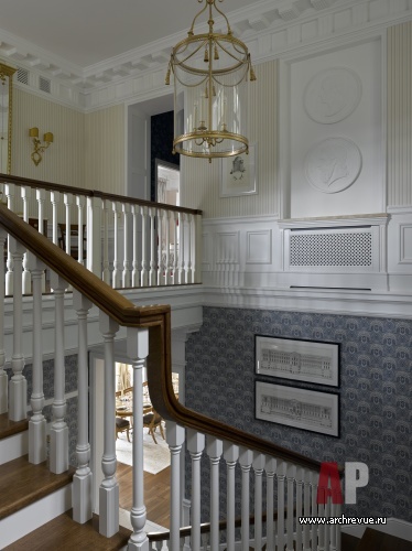 Фото лестницы резиденции в классическом стиле