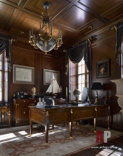 Фото интерьера кабинета резиденции в классическом стиле