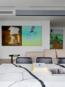 Фото интерьера гостиной квартиры в стиле минимализм