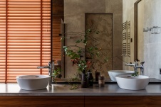 Фото интерьера санузла дома в стиле фьюжн