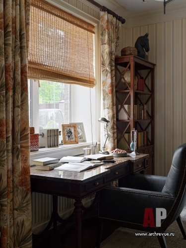 Фото интерьера кабинета дома в американском стиле