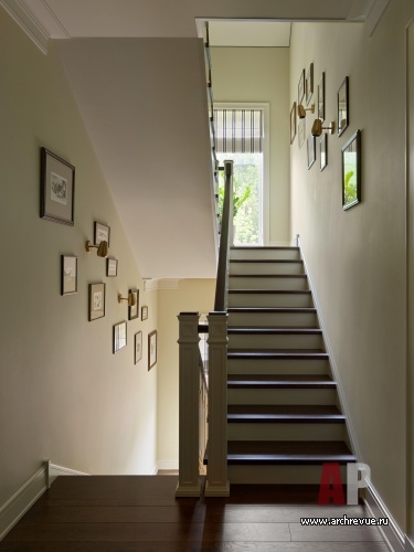 Фото лестницы дома в американском стиле