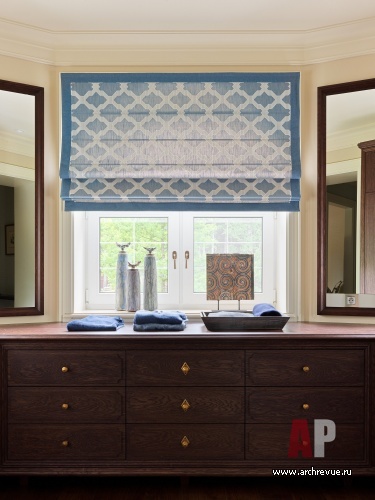 Фото интерьера гардеробной дома в американском стиле