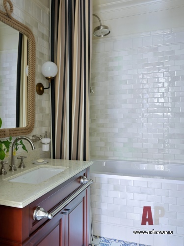 Фото интерьера ванной дома в американском стиле