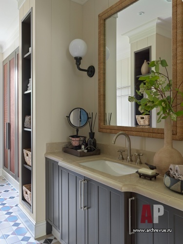 Фото интерьера гостевого санузла в американском стиле