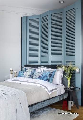 Фото интерьера спальни дома в нормандском стиле