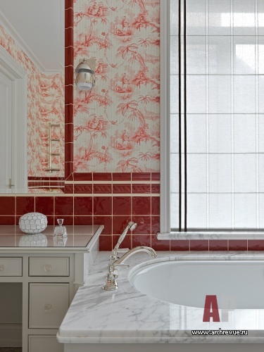 Фото интерьера ванной квартиры в классическом стиле