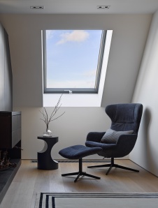 Фото интерьера гостиной квартиры в стиле минимализм