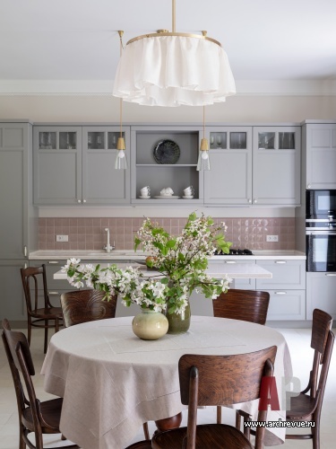 Фото интерьера кухни комнаты дома в стиле фьюжн
