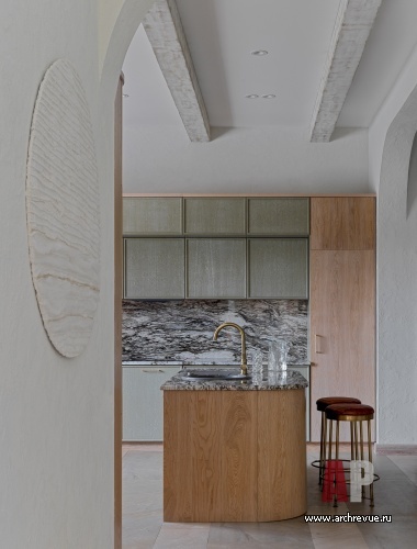 Фото интерьера кухни дома в средиземноморском стиле