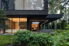 Фото фасада дома в стиле минимализм 