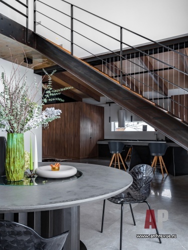 Фото лестницы дома в стиле минимализм