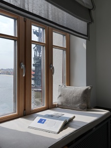 Фото интерьера спальни квартиры в стиле минимализм