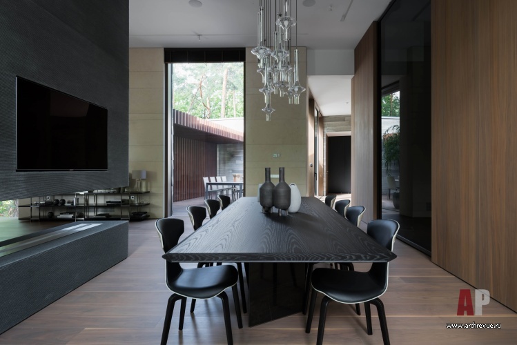 Фото интерьера столовой дома в стиле минимализм