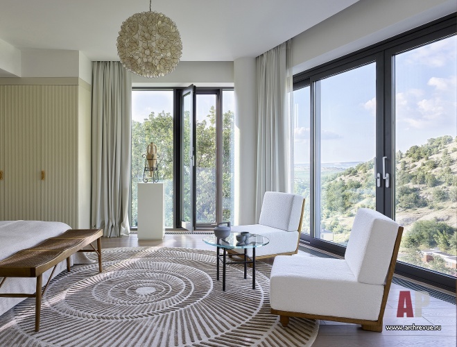 Фото интерьера спальни дома в средиземноморском стиле