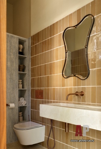 Фото интерьера санузла дома в средиземноморском стиле