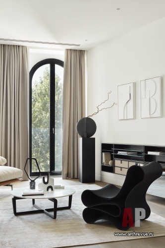 Фото интерьера гостиной квартиры в стиле фьюжн