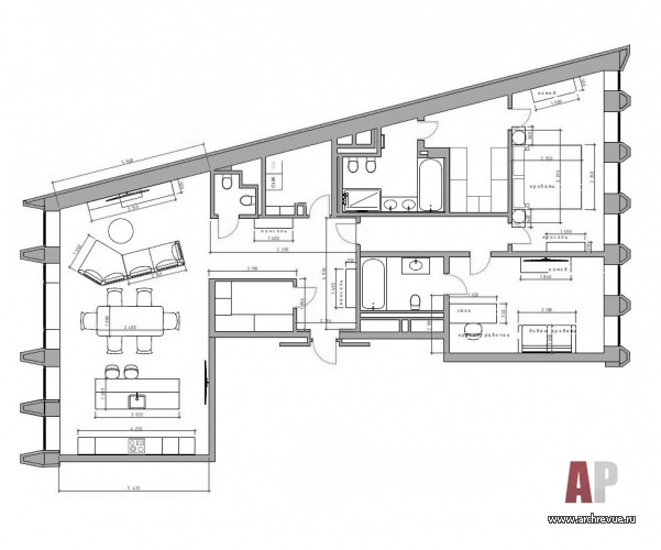 План трехкомнатной квартиры в ЖК «Бродский». Общая площадь – 153 кв. м.