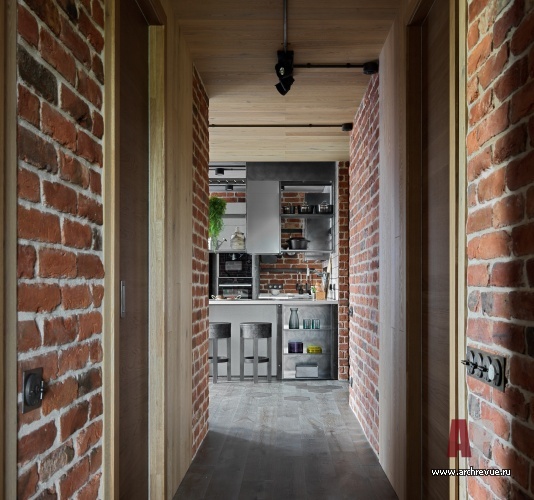 Фото интерьера коридора квартиры в стиле лофт 