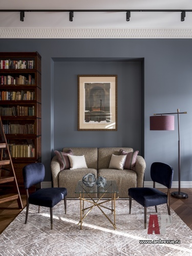 Фото интерьера библиотеки квартиры в стиле фьюжн