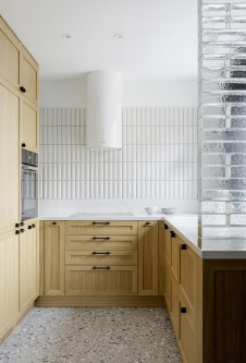 Фото интерьера кухни квартиры в стиле фьюжн 