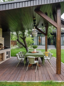 Фото беседки дома в стиле неоклассика 