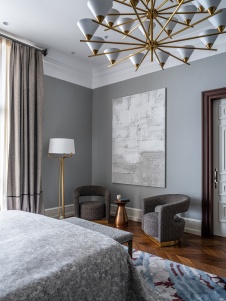 Фото интерьера спальни пентхауса в американском стиле 