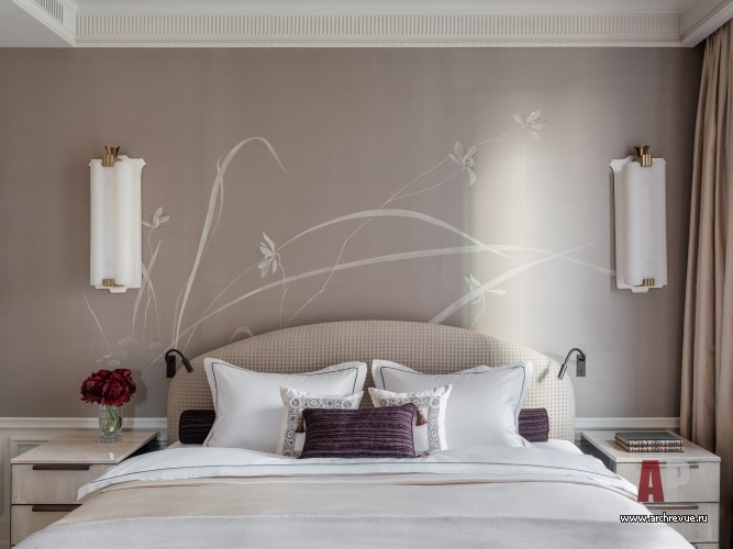 Фото интерьера спальни квартиры в стиле неоклассика 