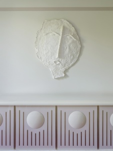 Фото интерьера детской квартиры в стиле неоклассика 