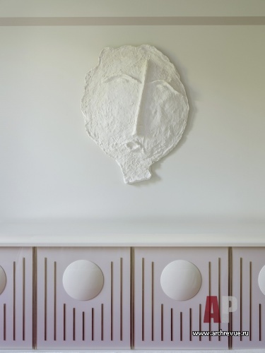 Фото интерьера детской квартиры в стиле неоклассика 