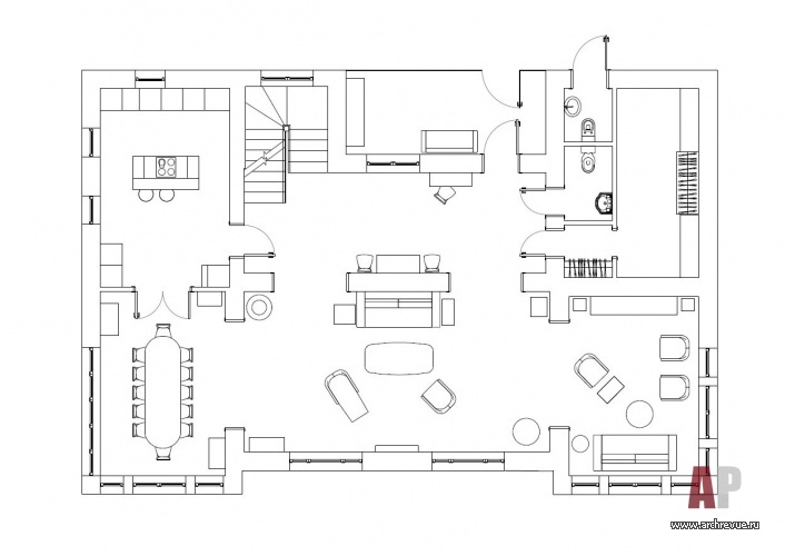 План первого этажа трехэтажного дома после реконструкции. Общая площадь - 450 кв. м.