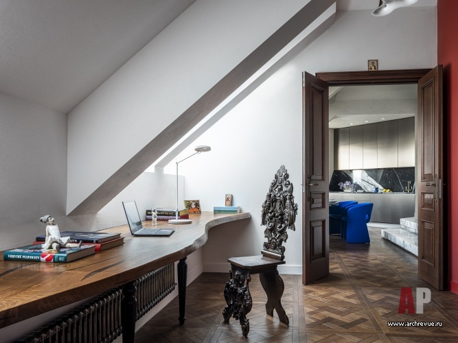 Фото интерьера кабинета квартиры в стиле фьюжн 