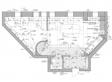 План первого этажа двухэтажной квартиры в историческом доме на Патриарших прудах. Общая площадь – 127 кв. м.