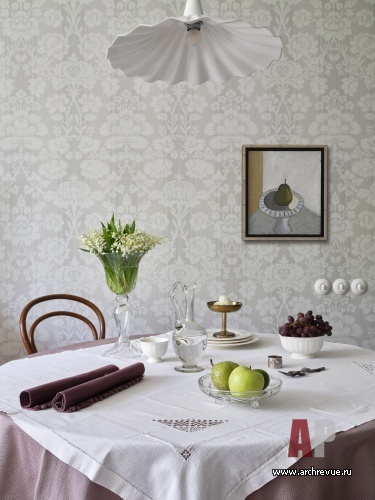 Фото интерьера столовой квартиры в английском стиле 