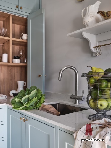 Фото интерьера кухни квартиры в английском стиле