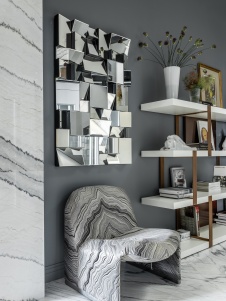 Фото интерьера входной зоны пентхауса в стиле фьюжн