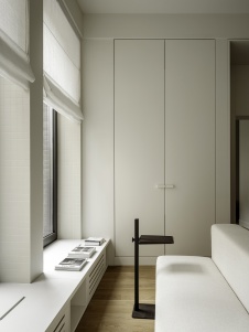 Фото интерьера гостиной квартиры в стиле минимализм 