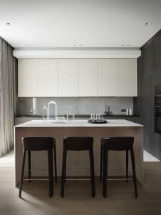 Фото интерьера кухни пентхауса в стиле минимализм