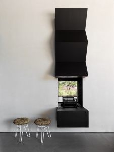 Фото интерьера каминной дома в стиле минимализм