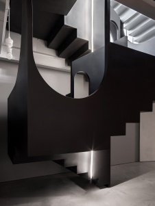 Фото лестницы дома в стиле минимализм