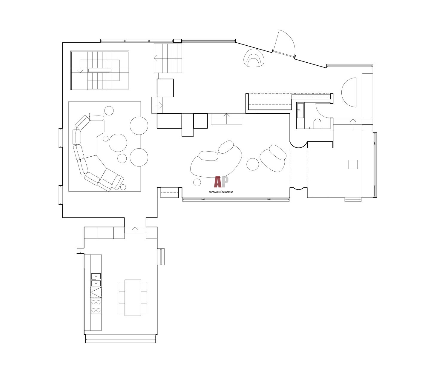 План первого этажа бетонного дома в Подмосковье. Общая площадь - 420 кв. м.