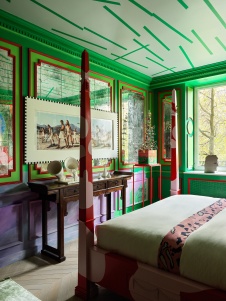 Фото интерьера спальни квартиры в стиле китч 