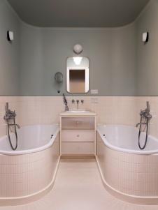 Фото интерьера ванной квартиры в стиле фьюжн