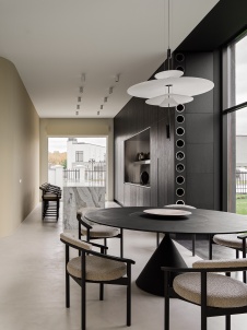 Фото интерьера столовой дома в стиле минимализм 