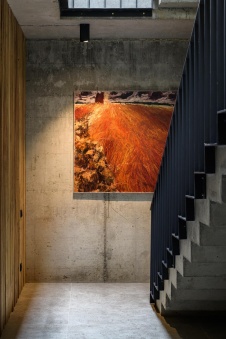 Фото лестницы дома в стиле минимализм