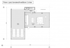 План первого этажа четырехэтажного дома с объемом на сваях.