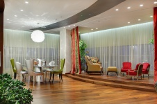 Фото интерьера гостиной квартиры в стиле фьюжн