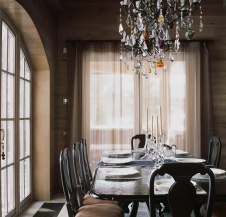 Фото интерьера столовой дома в стиле фьюжн