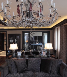 Фото интерьера столовой пентхауса в современной классике