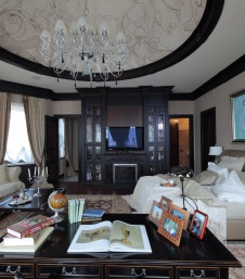 Фото интерьера спальни пентхауса в современной классике